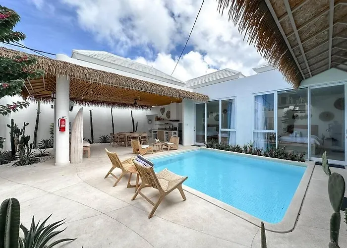 Villa Fresh Tropical Boni 3br/privatepool&wifi