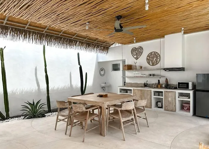 Fresh Tropical Boni 3br/privatepool&wifi Villa *